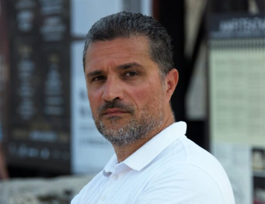 ZAGREB, OCTOBER 17 /SRNA/ - Sociologist Krešimir Krolo, a former member of the Supervisory Board of Split football club Hajduk, said, commenting on the antisemitic and Nazi chants by the Torcida fan group, that Croatia has a structural social problem, of which football fans are just one part.