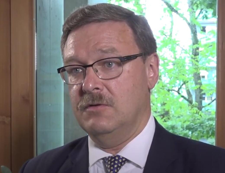БЕОГРАД, 22. ОКТОБРА /СРНА/ - Потпредсjедник Савjета Федерације Русије Константин Косачов изјавио је да Александар Вучић разумије стварне националне интересе Србије и да веома добре шансе да задобије повјерење бирача на парламентраним изборима.