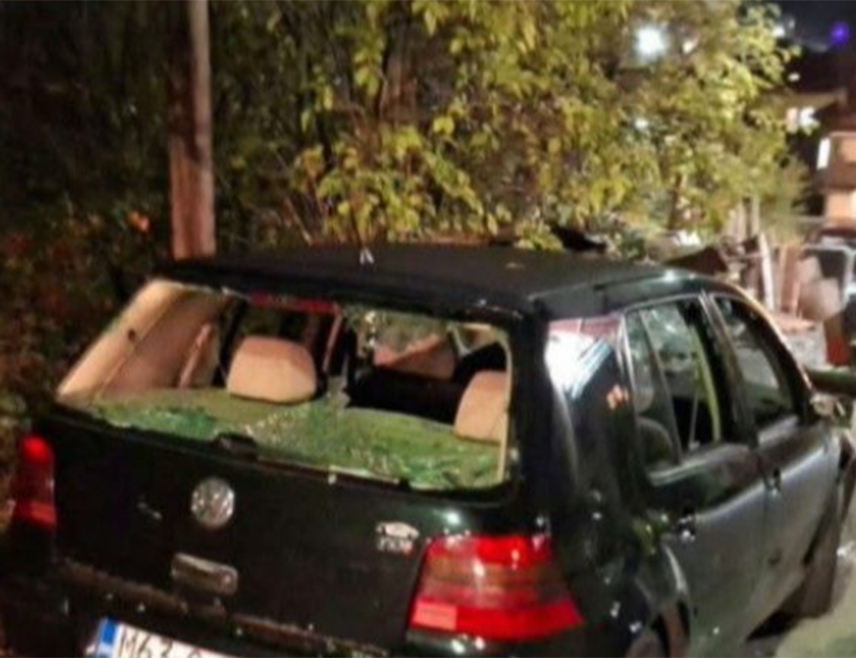 САРАЈЕВО, 26. ОКТОБРА /СРНА/ - Тужилаштво Кантона Сарајево предложило је једномјесечни притвор Адису Прљачи, осумњиченом да је у сарајевском насељу Вратник ножем убо 38-годишњака и нанио му повреде опасне по живот.
