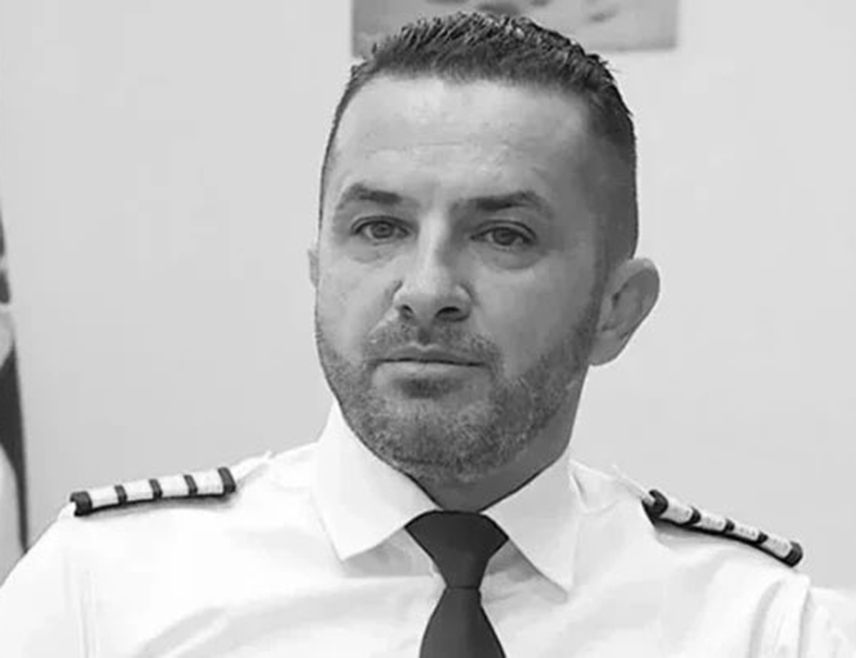 БАЊАЛУКА, 30. ОКТОБРА /СРНА/ - Предсједник Милорад Додик рекао је да је прошло скоро пола година од смрти Бобана Кустурића, који је био много више од директора Хеликоптерског сервиса Републике Српске.