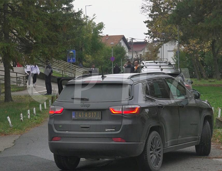 ЦРОСЕТТО ВИСИТС ХЕЛИЦОПТЕР ЦРАСХ СИТЕ АНД ИНЈУРЕД СОЛДИЕРС АТ БРЧКО ХОСПИТАЛ