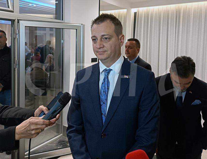 BIJELJINA, OCTOBER 30 /SRNA/ – Orao military industry company is one of the few companies that can boast an 82-year-long tradition, above all, in terms of its highly skilled workforce and specialised technologies at its disposal, company director Marko Mrkajić has said.